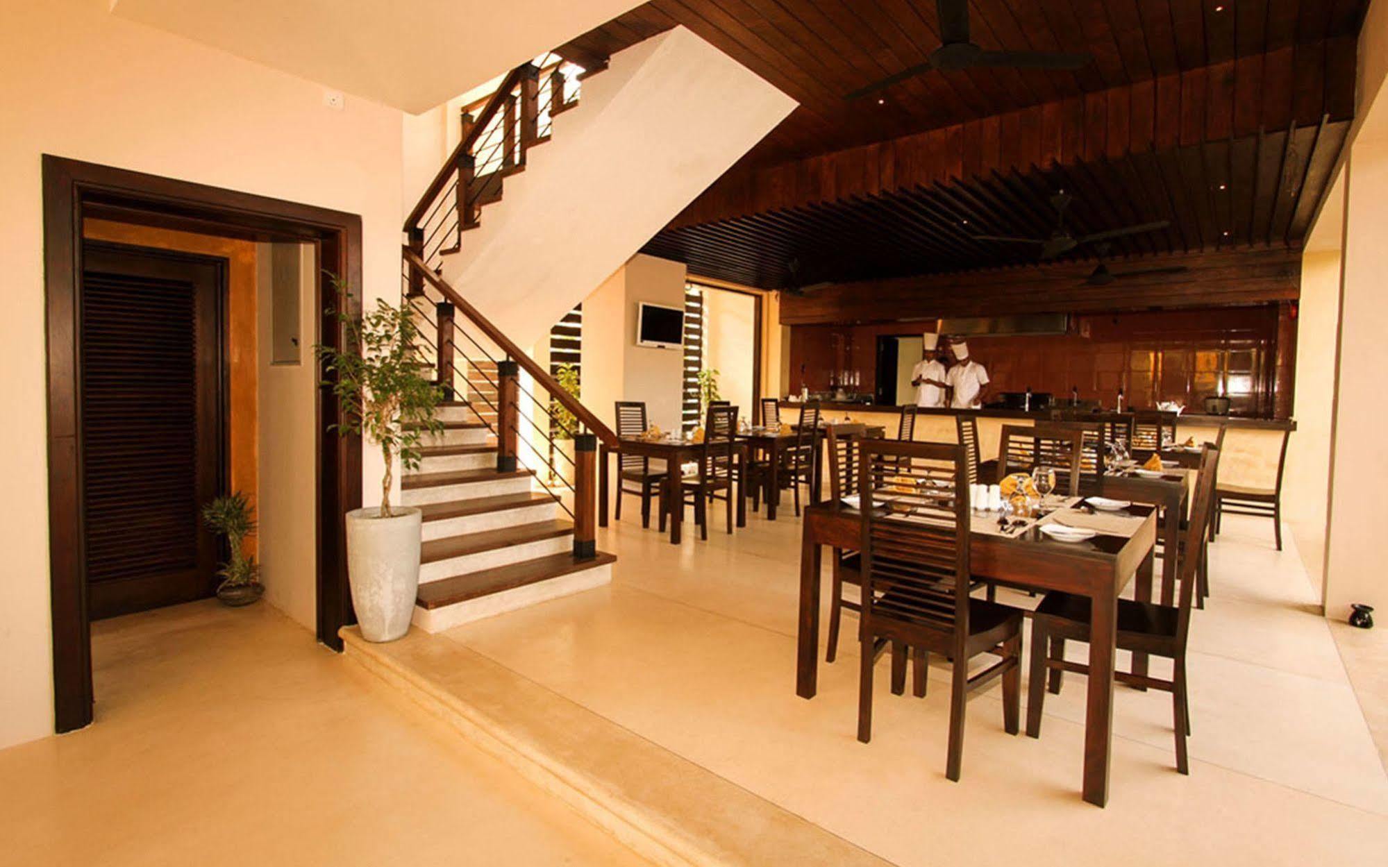 Terrace Green Hotel & Spa Negombo Exterior foto